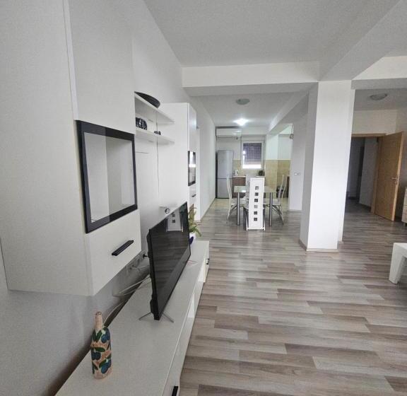 پانسیون Apartments Lotus