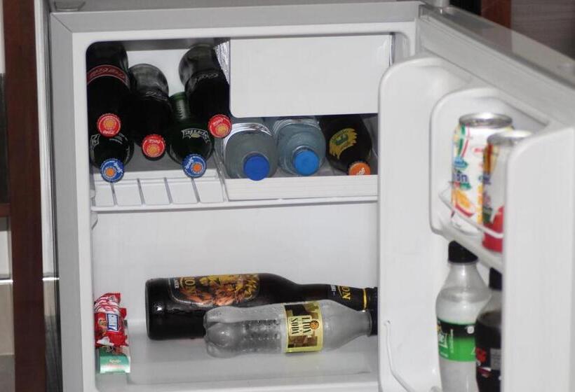 Пансион Diva Villa Airport Transit