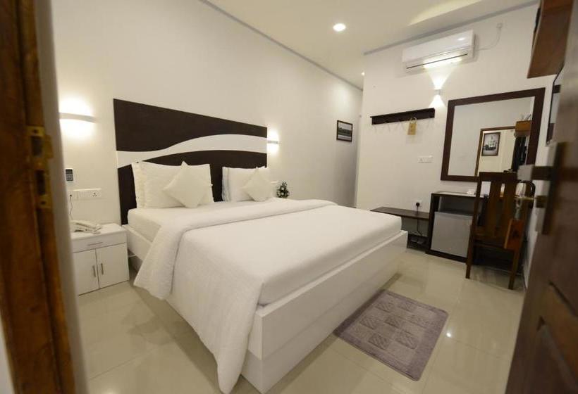 Пансион Diva Villa Airport Transit