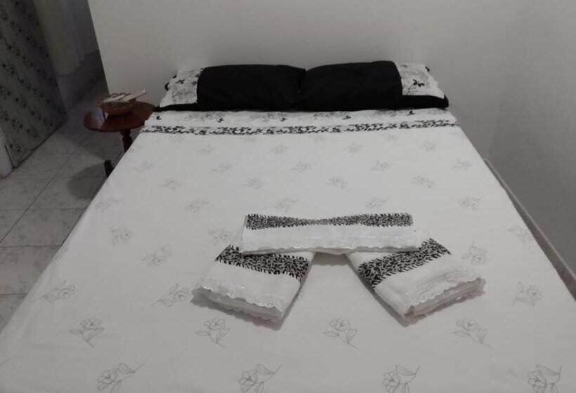 פנסיון Nossa Senhora Aparecida