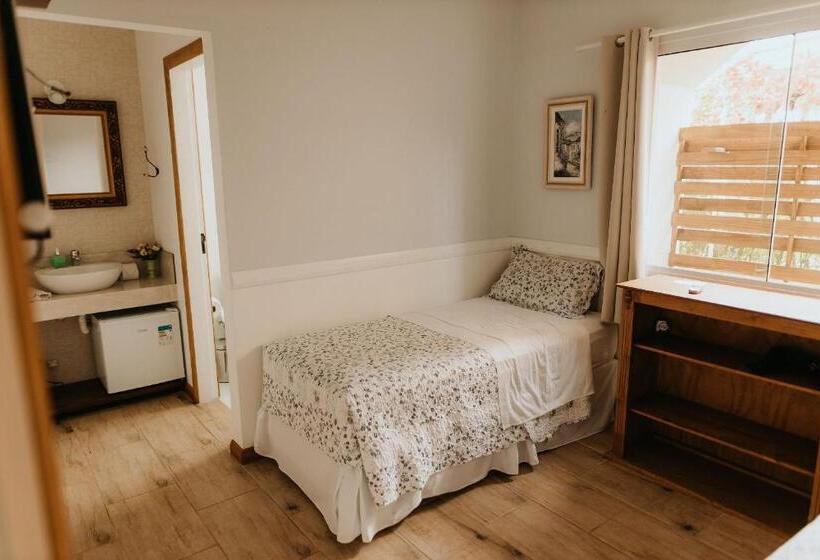 פנסיון Pousada Paty´s Garden