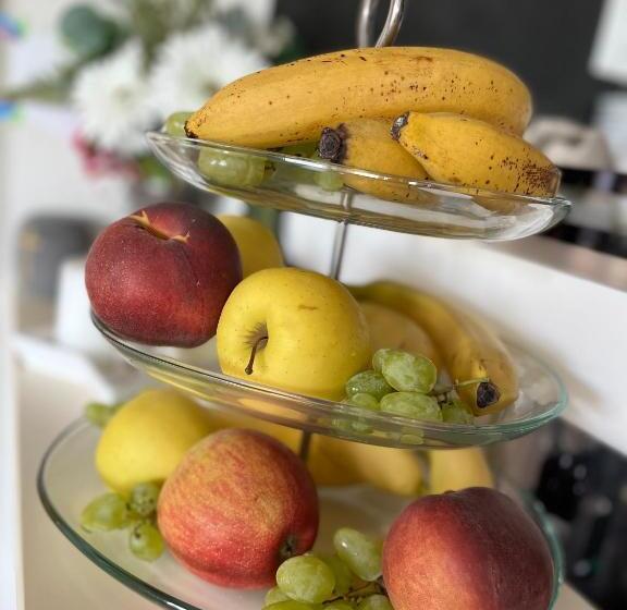 膳宿费 Penzion Cafe Na Svahu