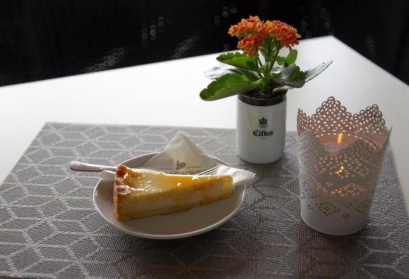 膳宿费 Penzion Cafe Na Svahu