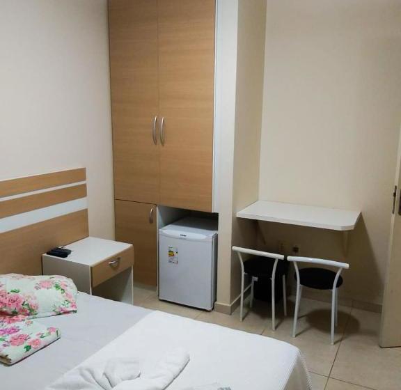 بنسيون Pousada Italianíssima