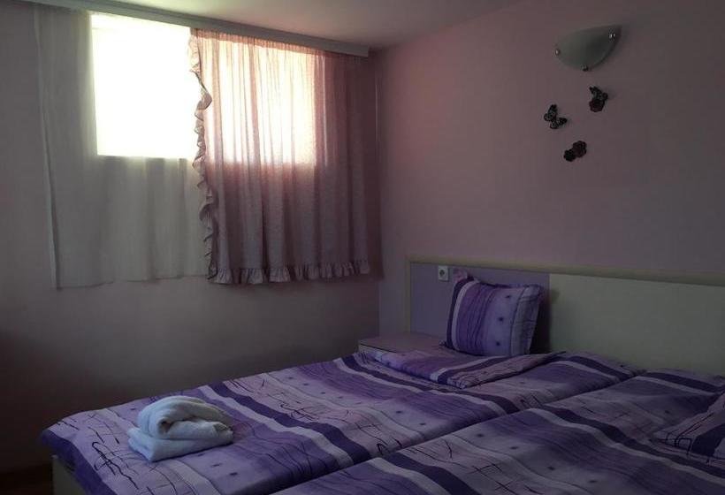 펜션 Triglav Edelweiss Guest House