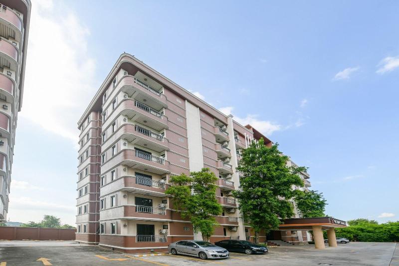 The Route Sriracha Hotel And Residence