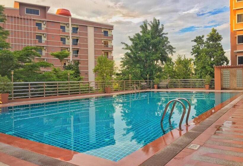 The Route Sriracha Hotel And Residence