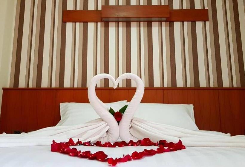 The Route Sriracha Hotel And Residence