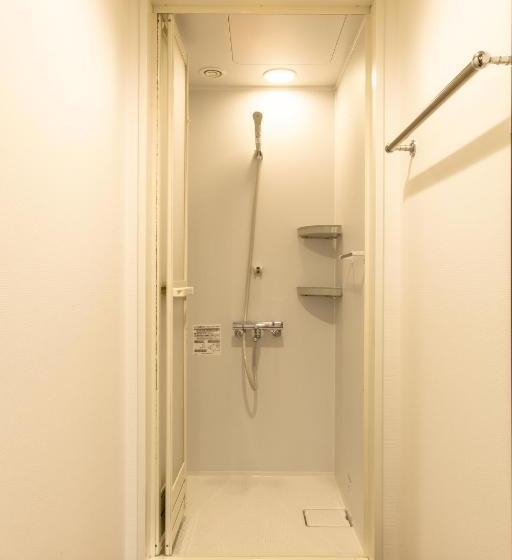 Hotel Kapsułowy The Beehive