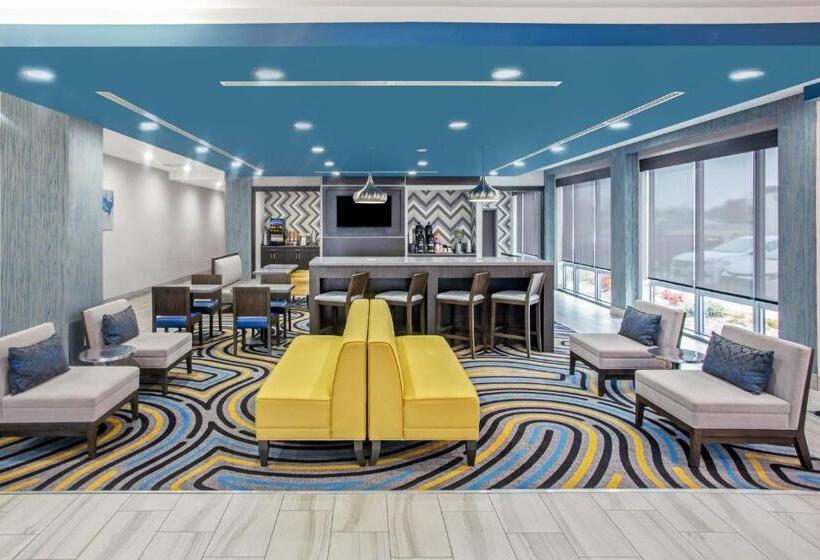 فندق La Quinta By Wyndham Ponca City