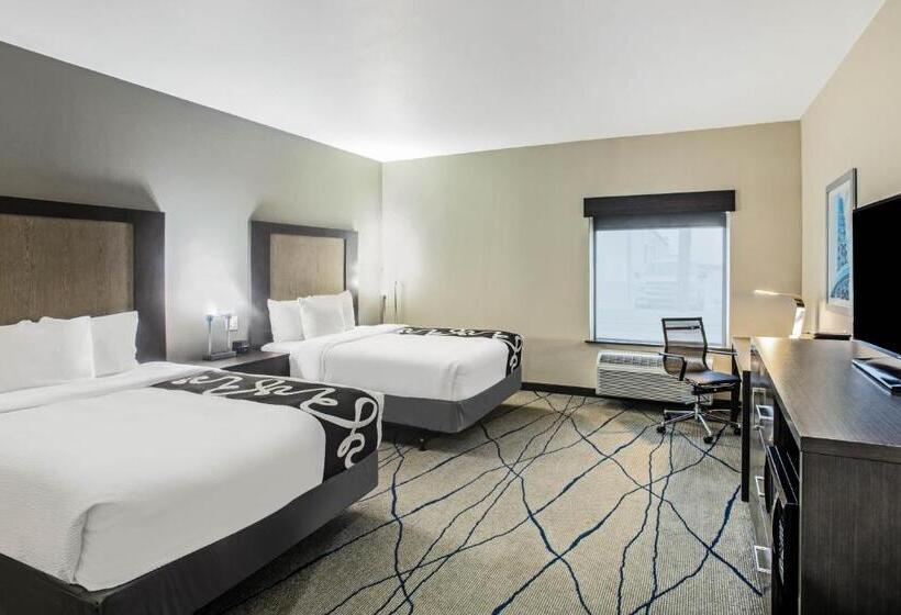 فندق La Quinta By Wyndham Ponca City