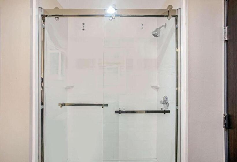 فندق La Quinta By Wyndham Ponca City