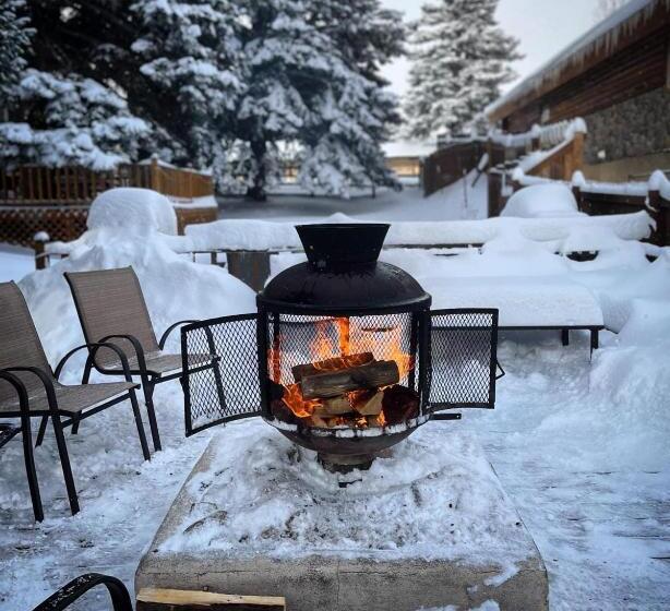 فندق Three Bears Lodge