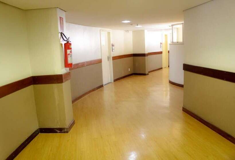 Flat Oeste La Residence