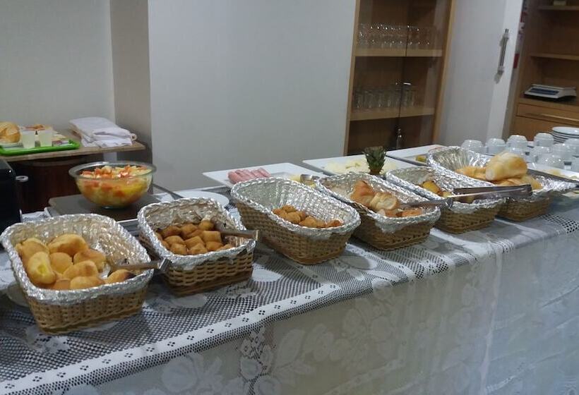 Flat Oeste La Residence