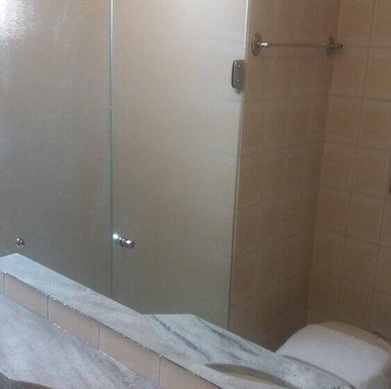 Flat Oeste La Residence