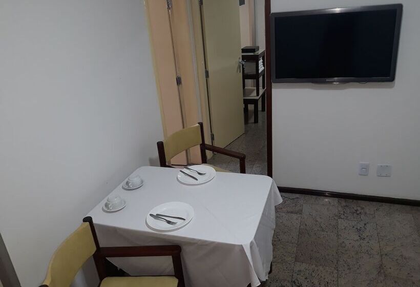 Flat Oeste La Residence