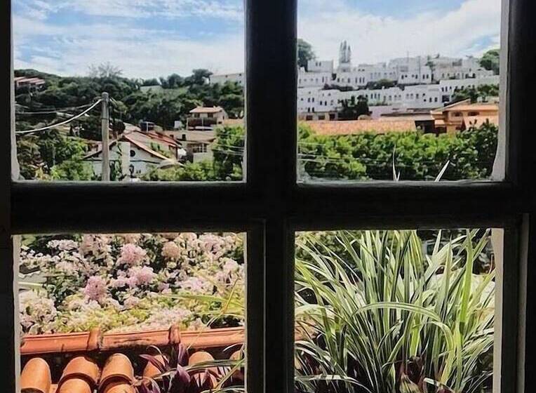 پانسیون Aquarius Osteria