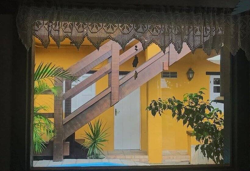 پانسیون Aquarius Osteria