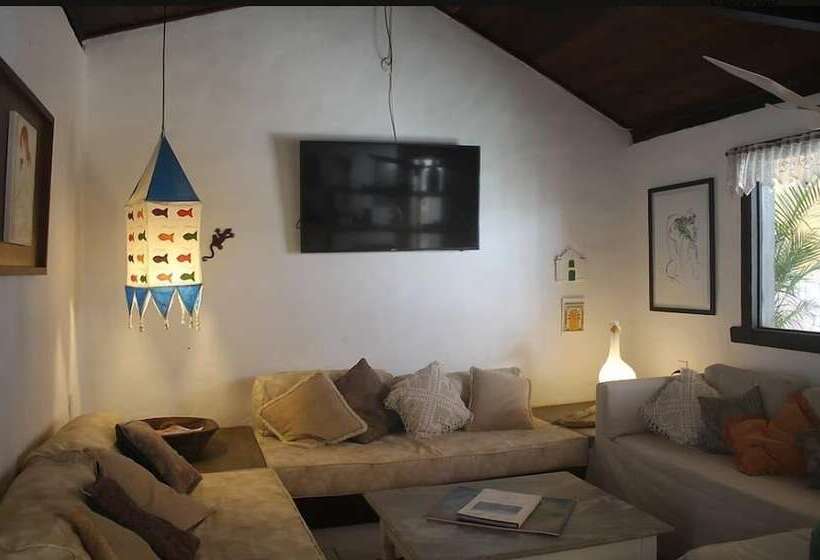 پانسیون Aquarius Osteria