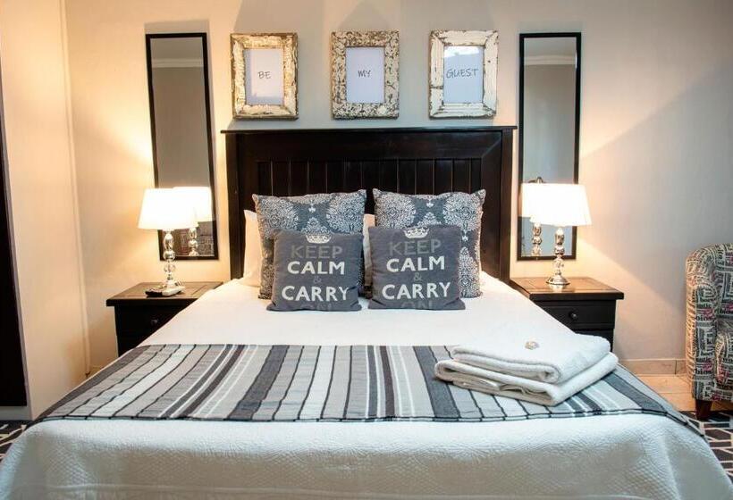 ペンション Four Seasons Guesthouses