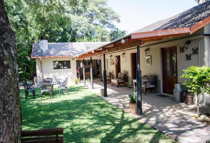 ペンション Four Seasons Guesthouses