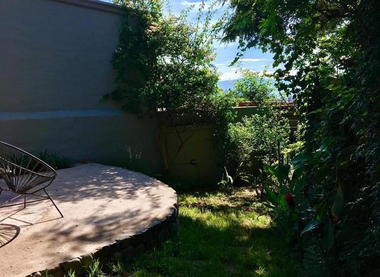 Пансион Los Tarcos Guest House