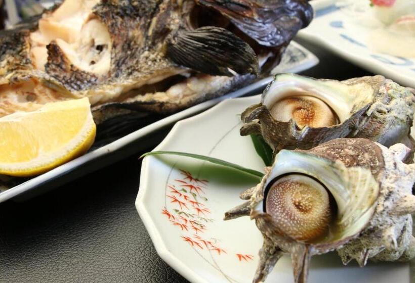 پانسیون Minshuku Tsurinoie