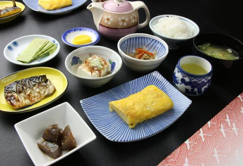 پانسیون Minshuku Tsurinoie