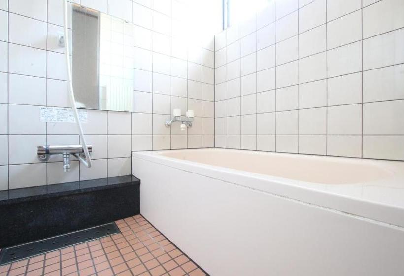 پانسیون Minshuku Tsurinoie