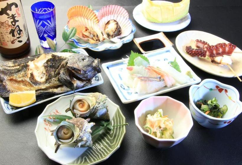 پانسیون Minshuku Tsurinoie