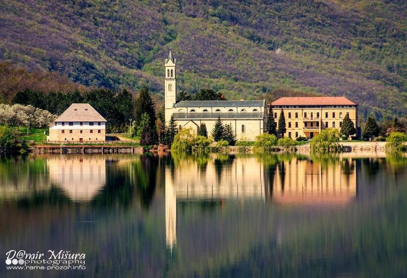 پانسیون Pansion Renata