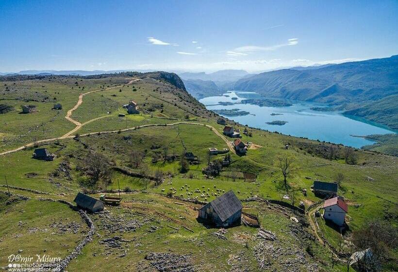 پانسیون Pansion Renata