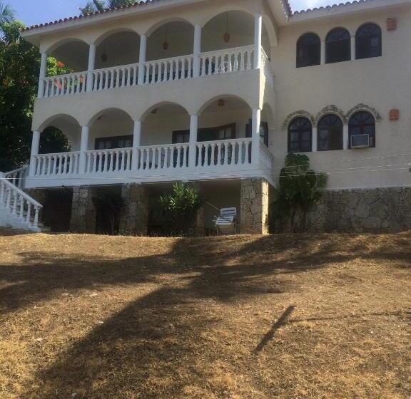 بنسيون Peaceful Ocean View Studio