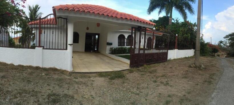 بنسيون Peaceful Ocean View Studio