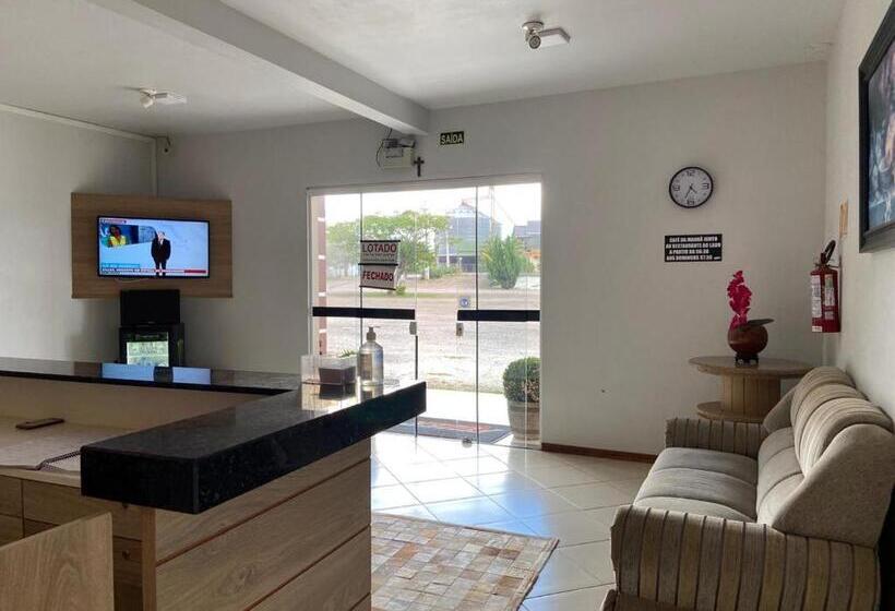 פנסיון Pousada Fuzer