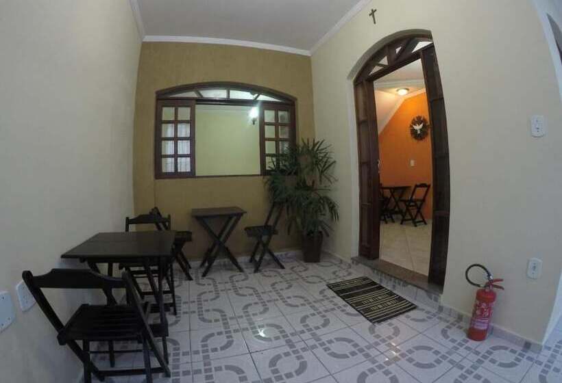 بنسيون Pousada Trinità