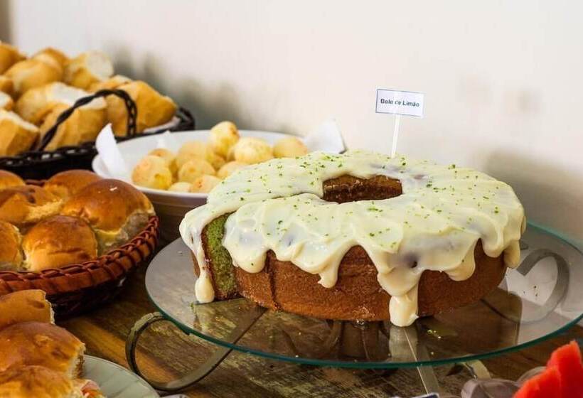 بنسيون Pousada Trinità