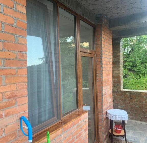 پانسیون Tamarioni