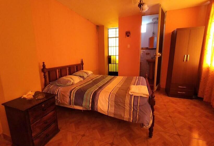 پانسیون Travel House