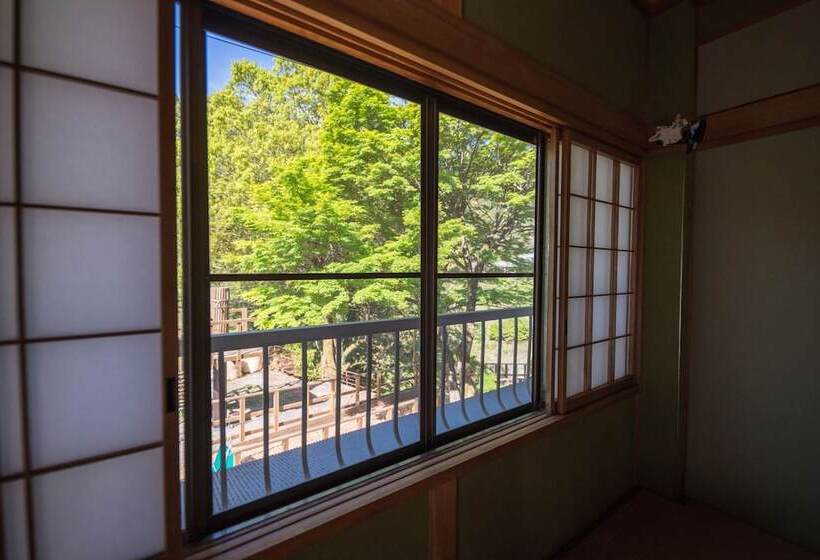 פנסיון Yoki Guest House