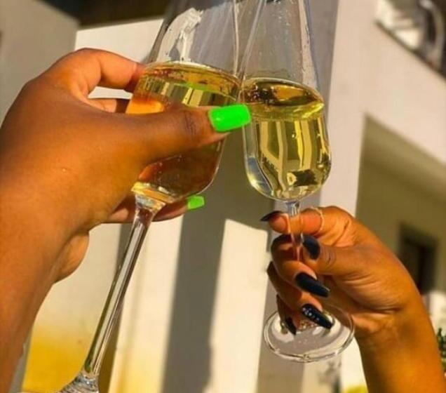 ペンション Zamambongi Guest House