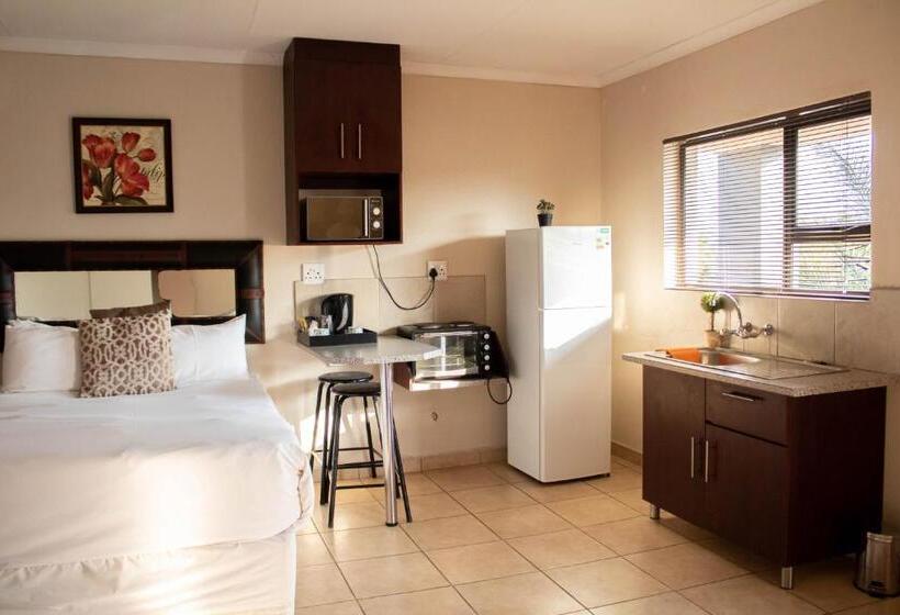 ペンション Zamambongi Guest House