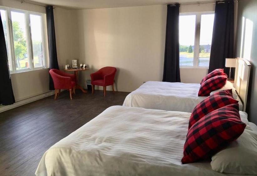 فندق صغير Auberge   Village Grande Nature Chic Chocs