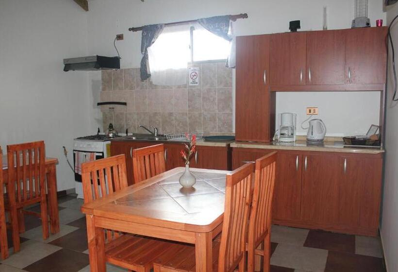 הוסטל Hostal Y Cabañas Aorangi