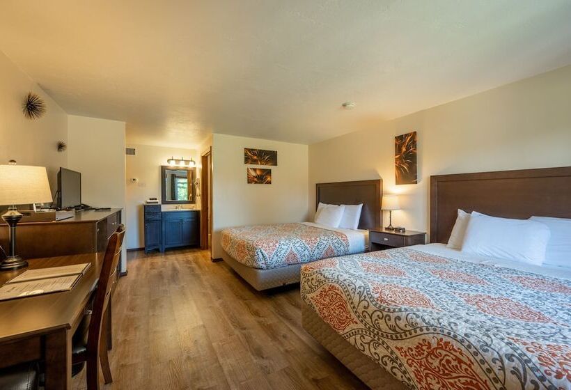 فندق صغير Sister Bay Inn