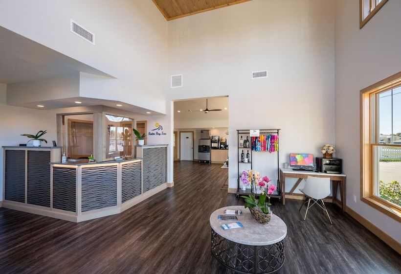 فندق صغير Sister Bay Inn