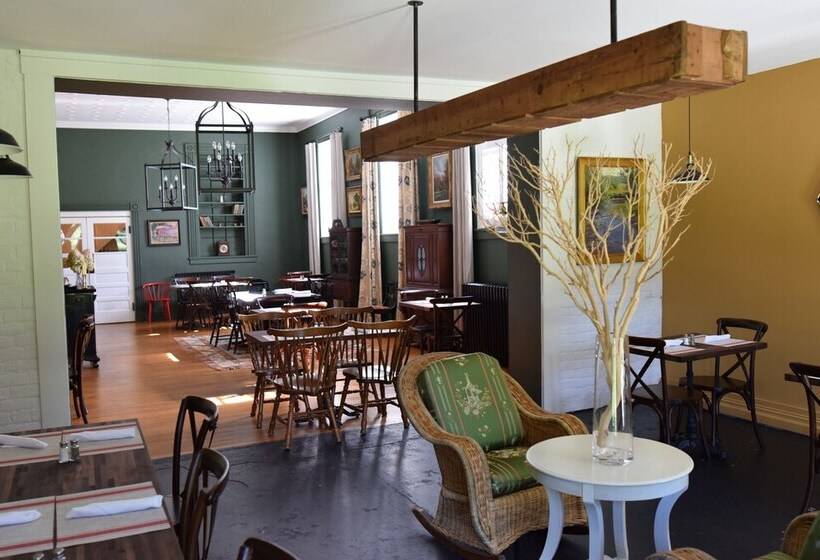 旅馆 The Inn At Warm Springs