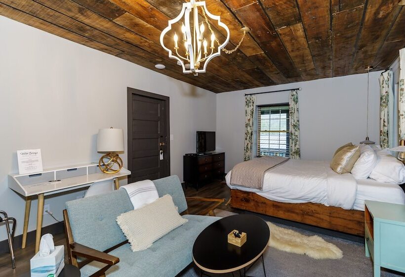 旅馆 The Inn At Warm Springs