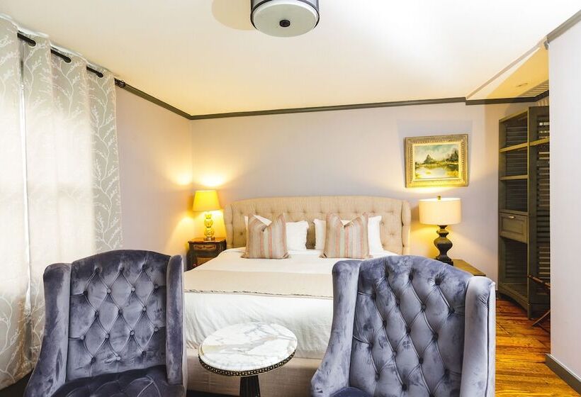 호스텔 The Inn At Warm Springs